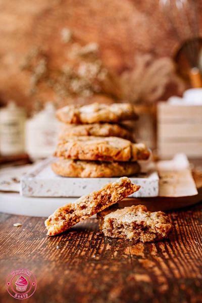 łatwe kawowe ciastka z kawą rozpuszczalną i białą czekoladą white chocolate cappuccino cookies