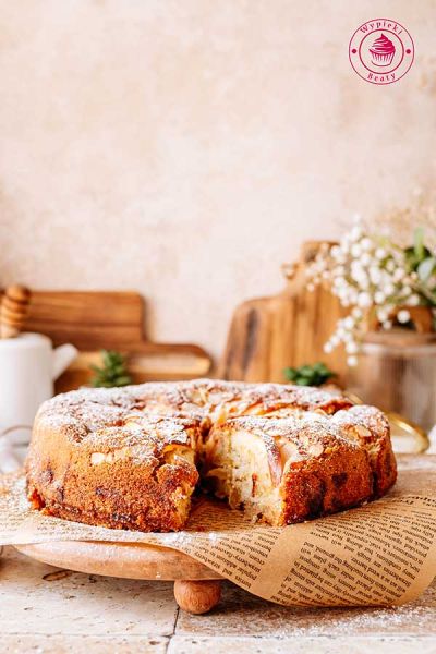 wilgotne ciasto z mielonymi migdałami i krojonymi jabłkami przepis krok po kroku szybkie ciasto z jabłkami i mielonymi migdałami