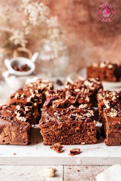 Daktylowe ciasto z orzechami szybkie i proste ciasto daktylowe z masłem orzechowym bez dodatku cukru