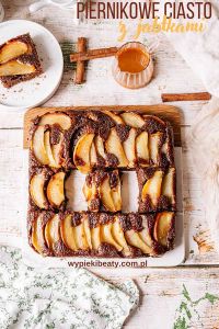 Toffee Apple Cake gingerbread cake baked with apples on top