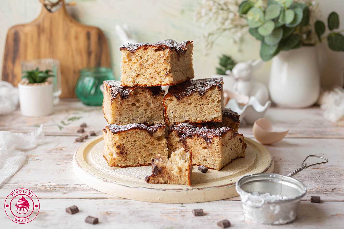 protein cake without white sugar with sweet bananas protein banana cake with chocolate and sugar-free