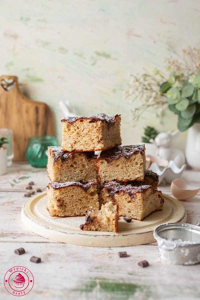 healthy cake for athletes with protein powder and bananas quick cake with protein powder, bananas, and chocolate