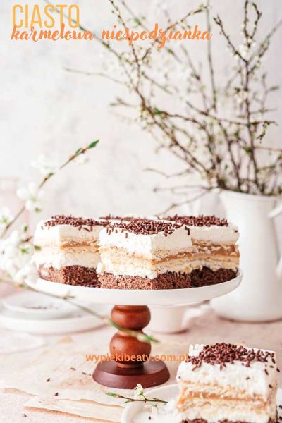 Ciasto karmelowa niespodzianka ciasto karmelowa niespodzianka z kajmakiem i mascarpone