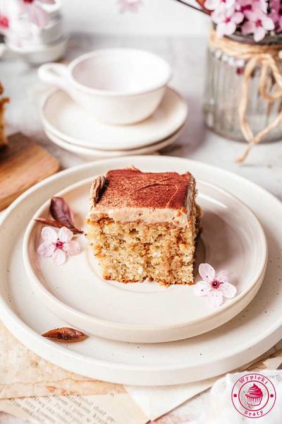 dokładny przepis ze zdjęciami krok po kroku na mocno wilgotne nasączane kawą ciasto z kremem nasączane kawą z mlekiem ciasto z kremem kawowym
