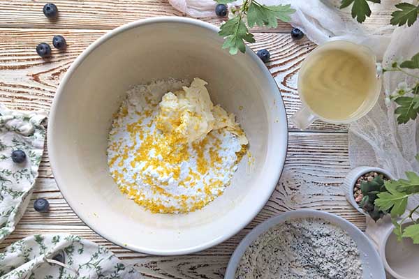 Ciasto z borówkami i makiem składniki na ucierane ciasto cytrynowe