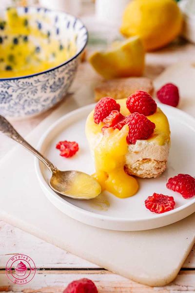 cytrynowy włoski deser tiramisu z limoncello i lemon curd przepis krok po kroku na włoskie tiramisu z limoncello